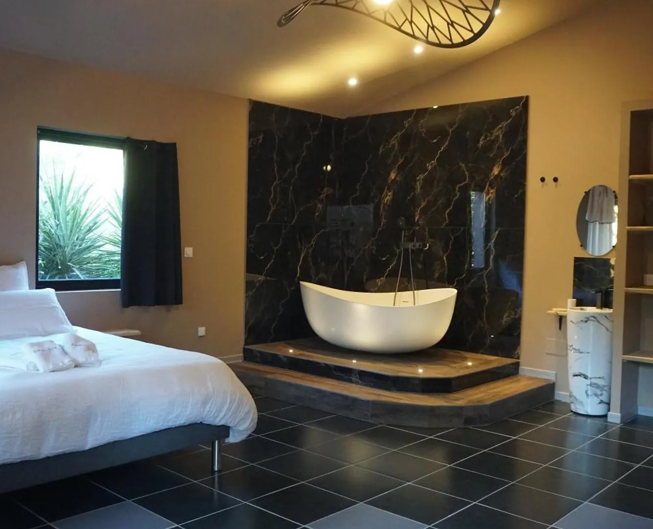 Homestay Chambre Privee Avec Baignoire Double Grans